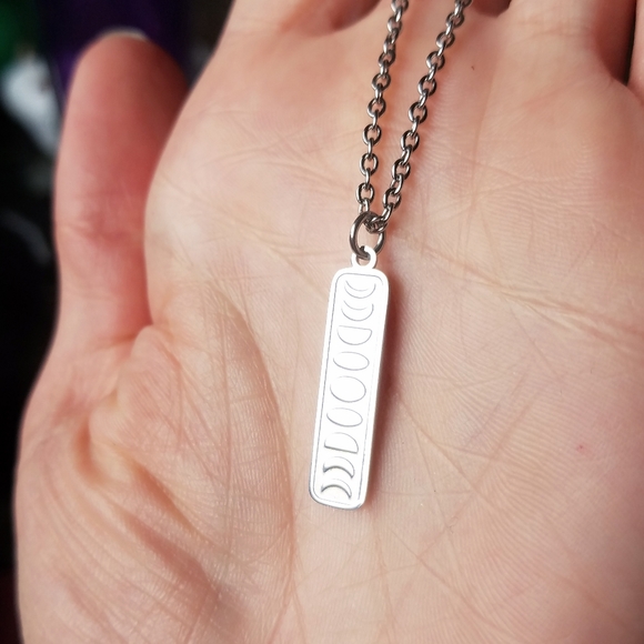 🖤 Moon Phase Stainless Steel Necklace - Picture 5 of 8